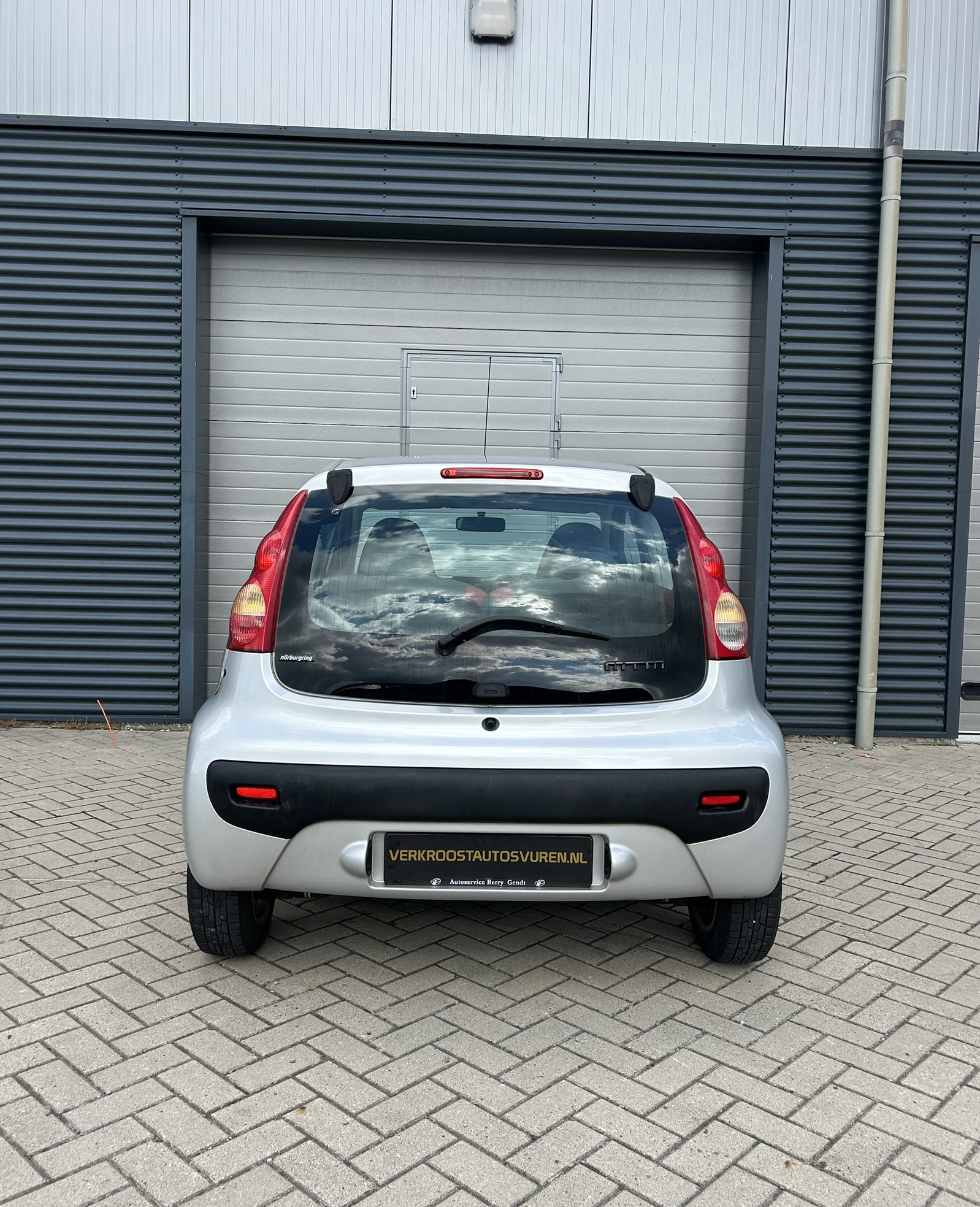 Peugeot 107 1.0 Grijs | airco | apk | carplay | lm velgen