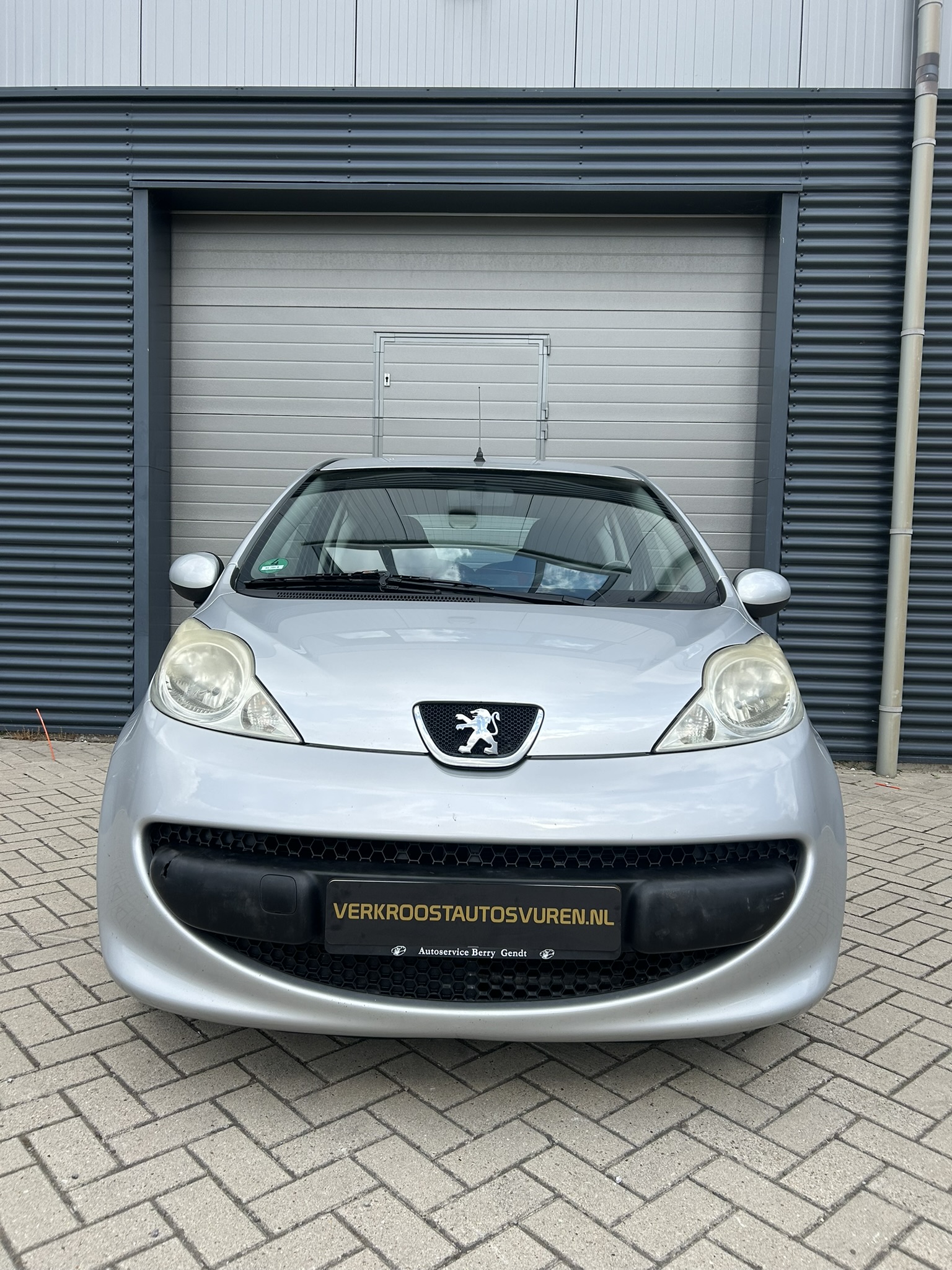 Peugeot 107 1.0 Grijs | airco | apk | carplay | lm velgen