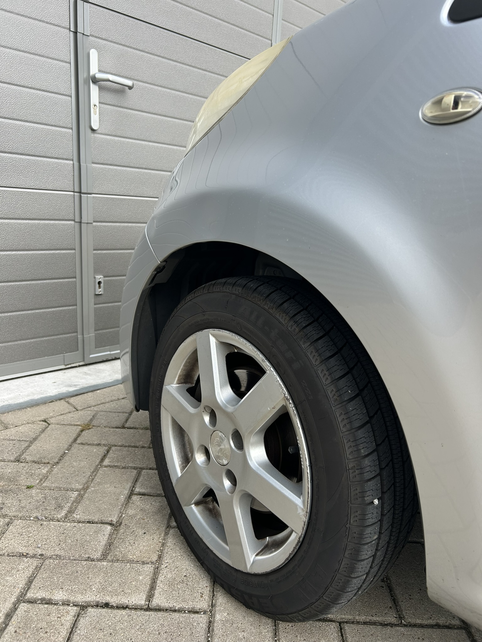 Peugeot 107 1.0 Grijs | airco | apk | carplay | lm velgen