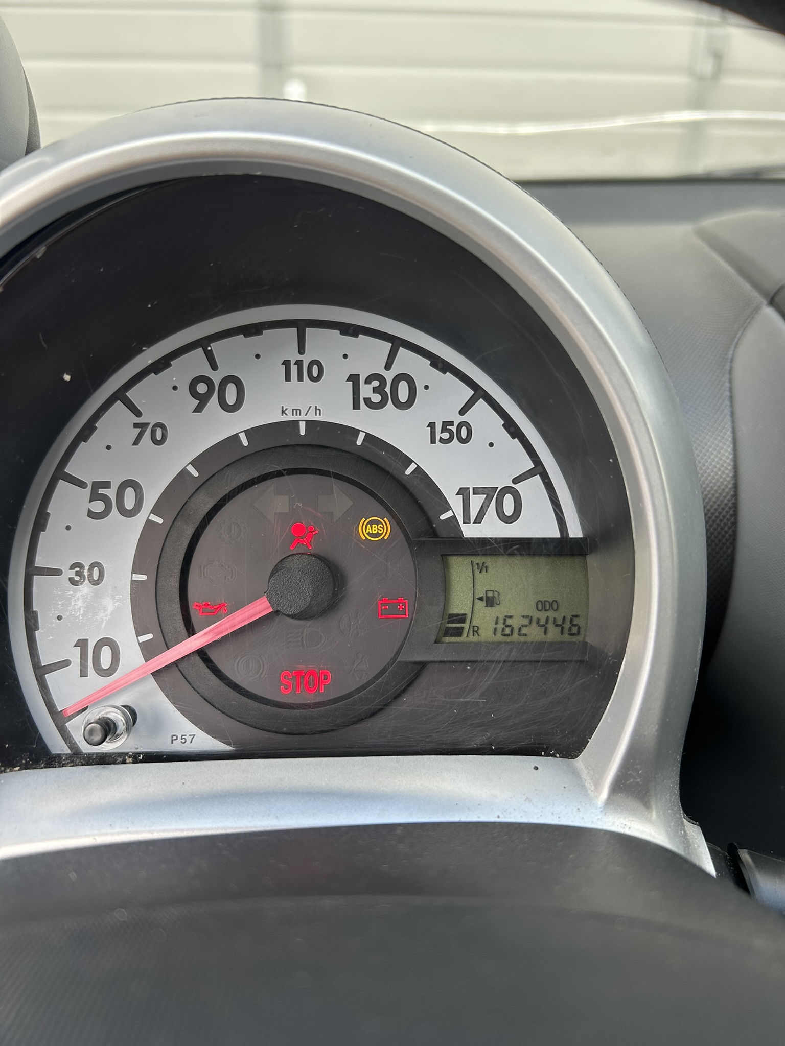 Peugeot 107 1.0 Grijs | airco | apk | carplay | lm velgen