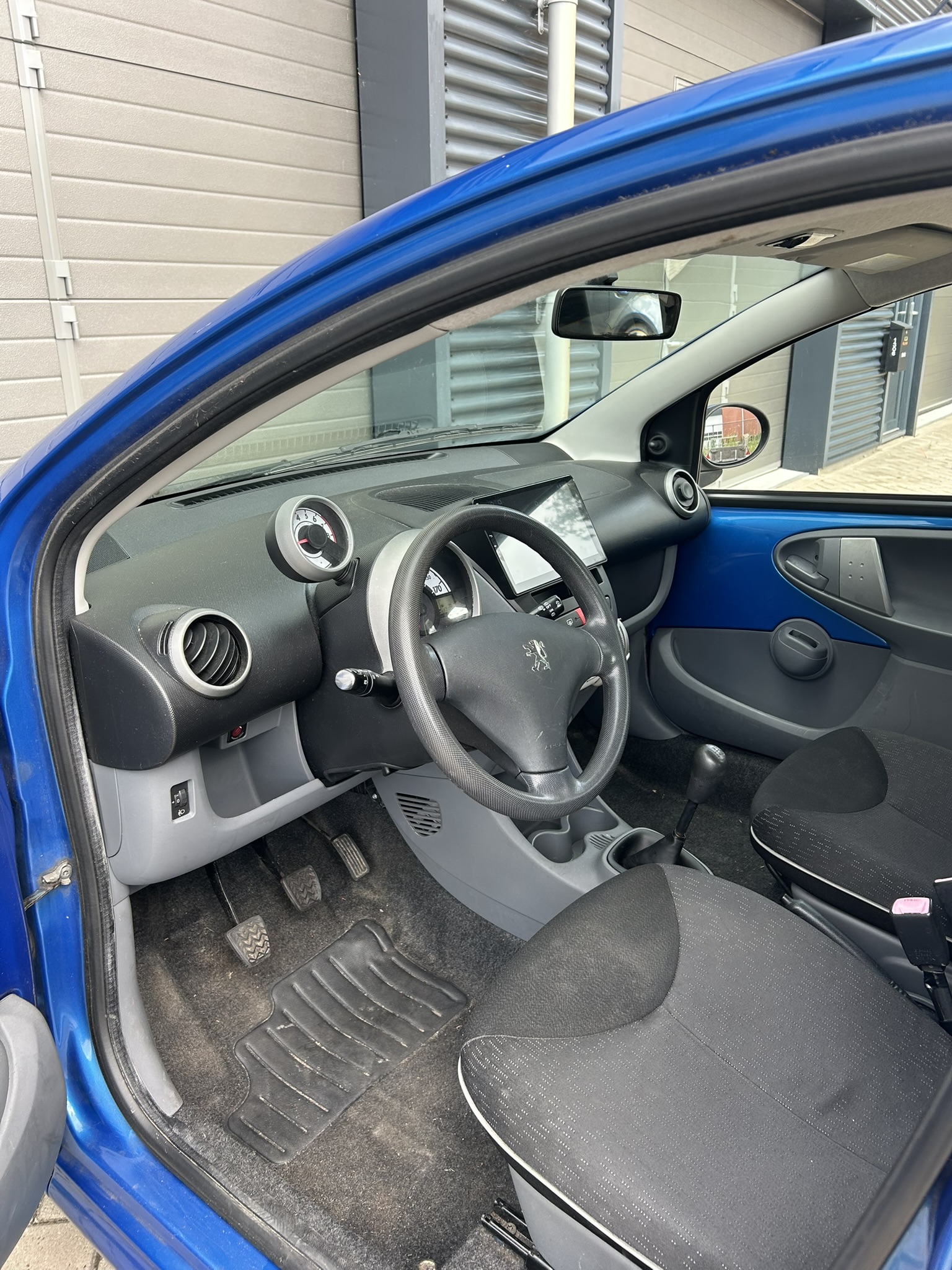 Peugeot 107 1.0 5DR 2010 Blauw | airco | carplay |