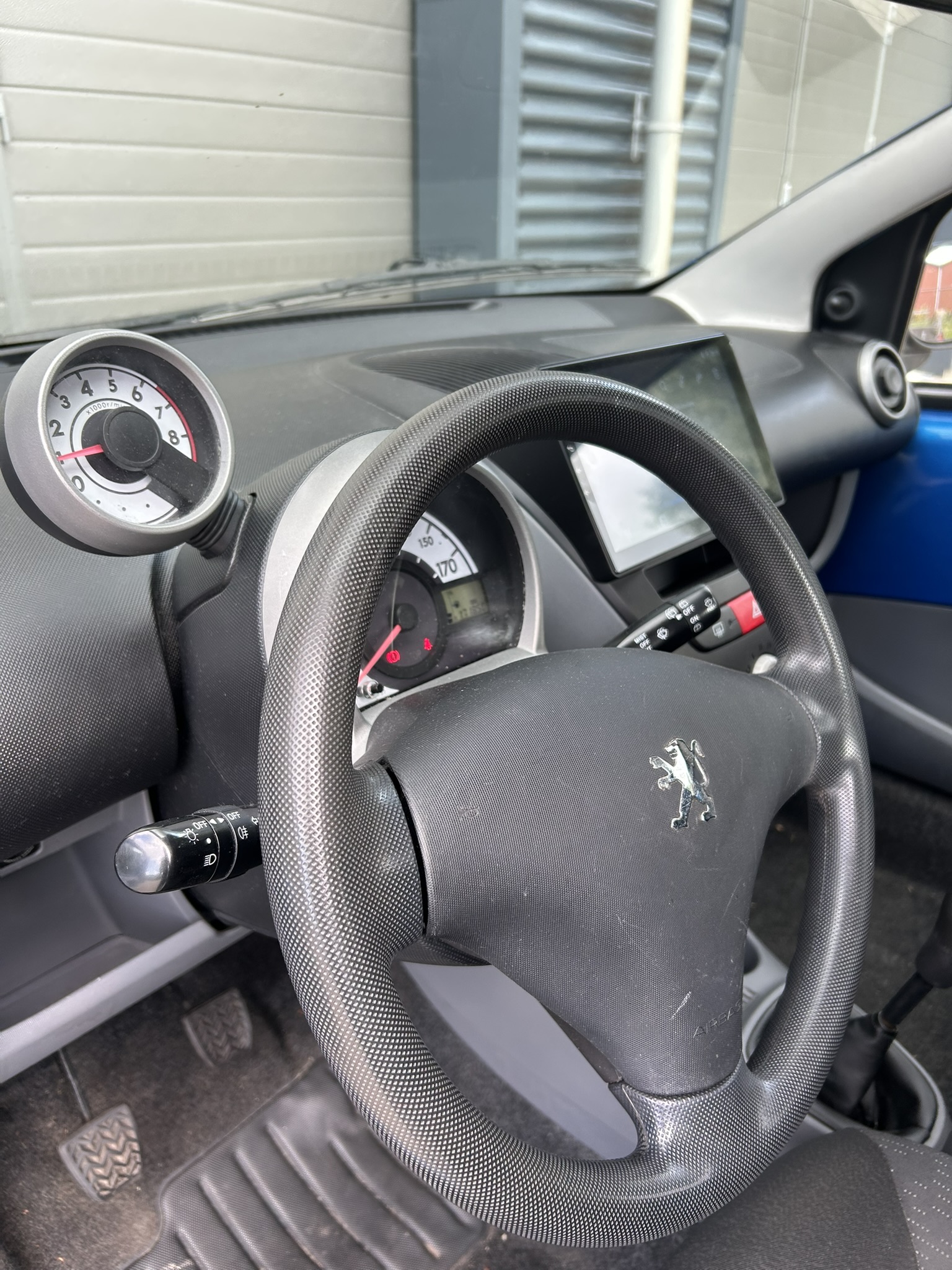 Peugeot 107 1.0 5DR 2010 Blauw | airco | carplay |