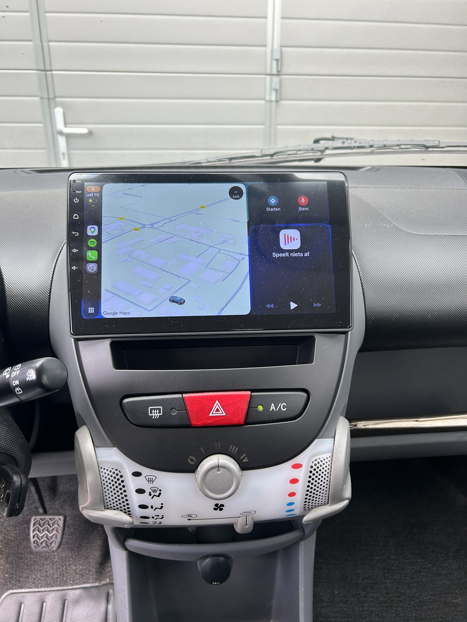 Peugeot 107 1.0 5DR 2010 Blauw | airco | carplay |